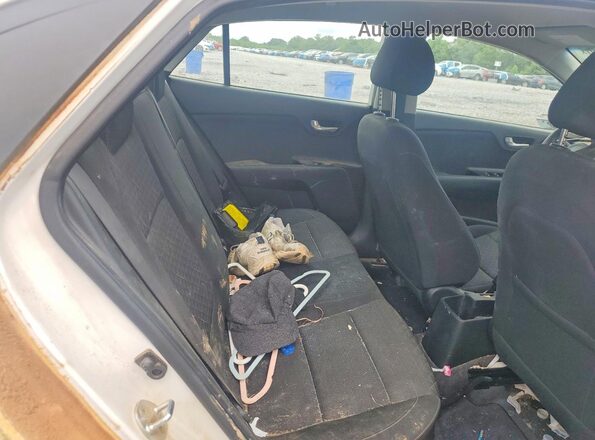 3KPA24AD8LE329709 2020 KIA RIO White Rear seats view