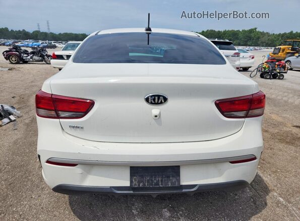 3KPA24AD8ME393718 2021 KIA RIO Белый Вид сзади