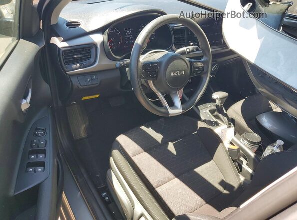 3KPA24AD8NE491309 2022 KIA RIO Silver Vista del salpicadero