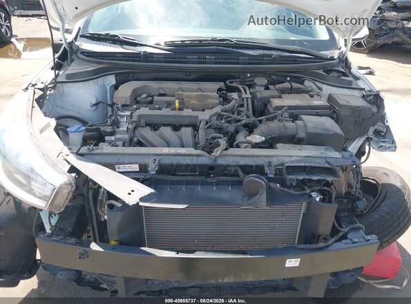 3KPA24AD9LE293786 2020 KIA RIO White უკანა ხედი