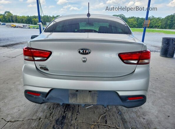 3KPA24AD9LE363478 2020 KIA RIO Silver Widok z tyłu