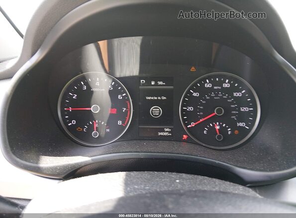 3KPA24AD9ME390973 2021 KIA RIO Silver Widok tylnych siedzeń