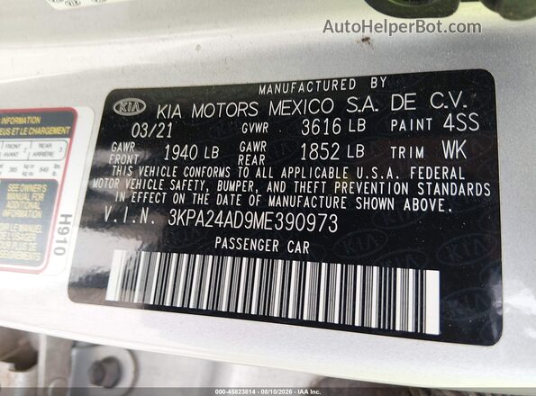 3KPA24AD9ME390973 2021 KIA RIO Silver Widok komory silnika