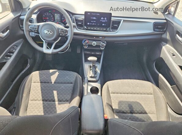 3KPA24ADXME371705 2021 KIA RIO White Առջևի վահանակի տեսք