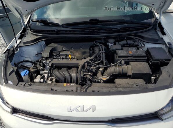 3KPA24ADXPE521767 2023 KIA RIO White უკანა სალონის ხედი