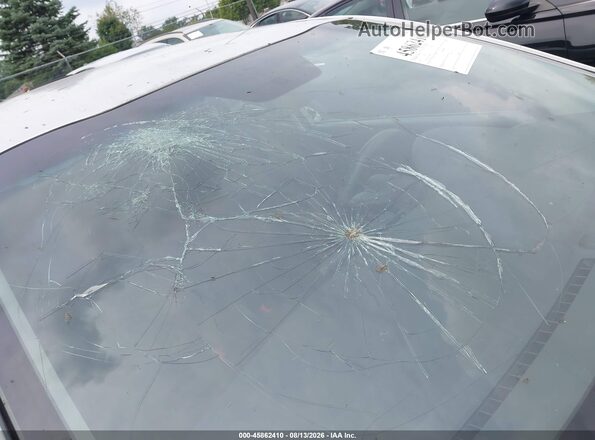 3KPA25AB3JE088868 2018 KIA RIO Silver Widok z przodu