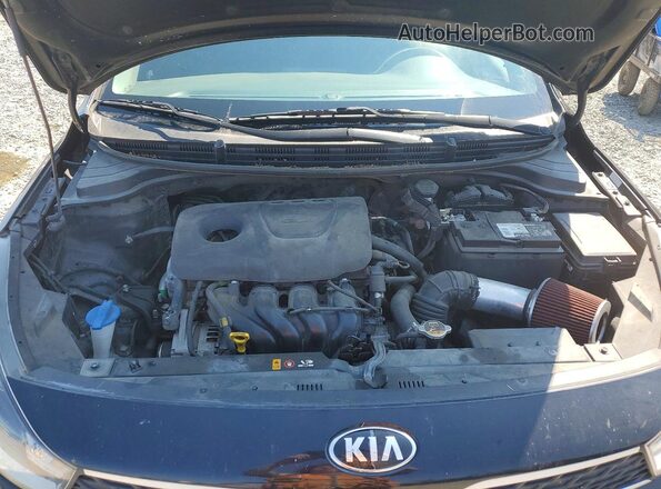 3KPA25ABXJE060050 2018 KIA RIO Black Вид задньої частини салону