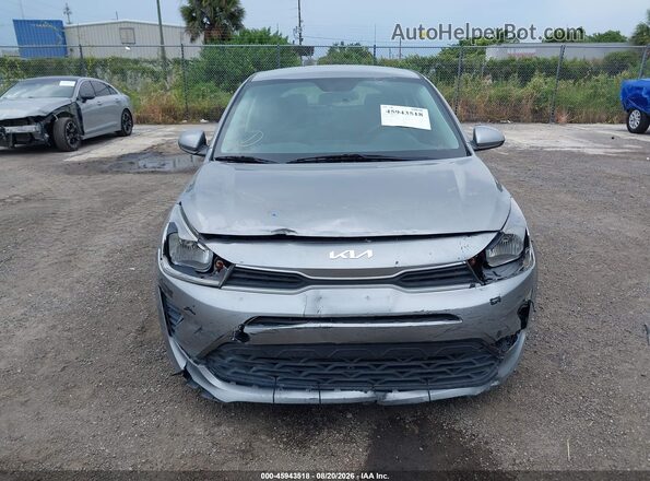 3KPA25AD0PE579330 2023 KIA RIO 5-DOOR Gray Вид спереду