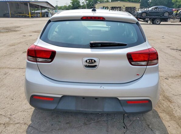 3KPA25AD2LE329100 2020 KIA RIO Silver Rear view