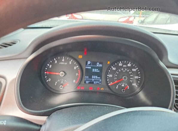 3KPA25AD3NE486489 2022 KIA RIO White Vista del cuadro de instrumentos
