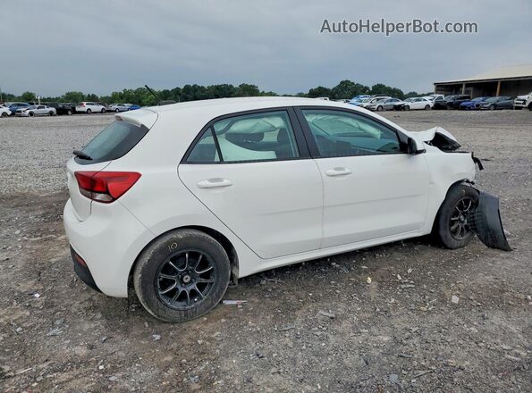 3KPA25AD3NE486489 2022 KIA RIO White Trasero derecho