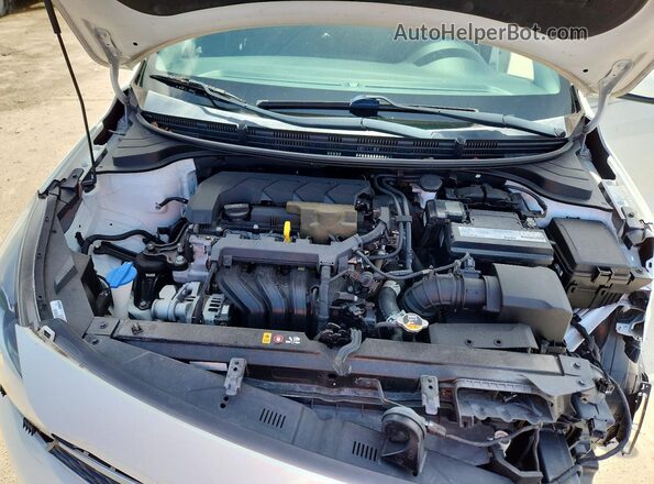 3KPA25AD4LE328403 2020 KIA RIO White Սալոնի հետևի տեսք