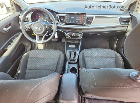 3KPA25AD4LE328403 2020 KIA RIO White Առջևի վահանակի տեսք