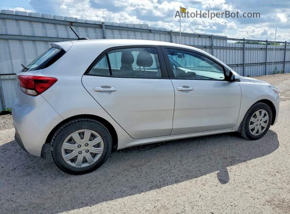 3KPA25AD9ME397072 2021 KIA RIO Silver Задня права чверть
