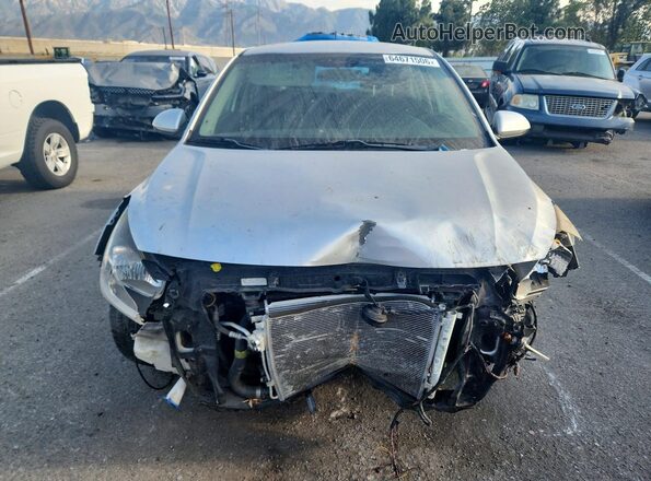 3KPA35AB1JE073301 2018 KIA RIO Silver Vista frontal