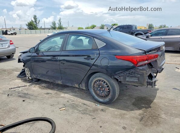 3KPC24A32JE019813 2018 HYUNDAI ACCENT Черный Задняя левая четверть