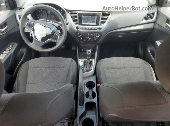 3KPC24A32JE019813 2018 HYUNDAI ACCENT Черный Вид панели приборов
