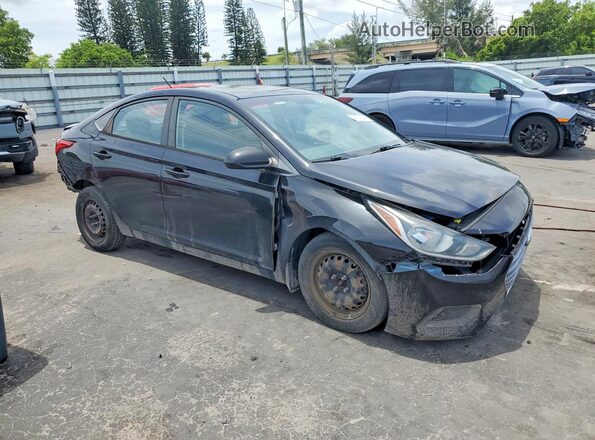 3KPC24A32JE019813 2018 HYUNDAI ACCENT Black Առջևի աջ