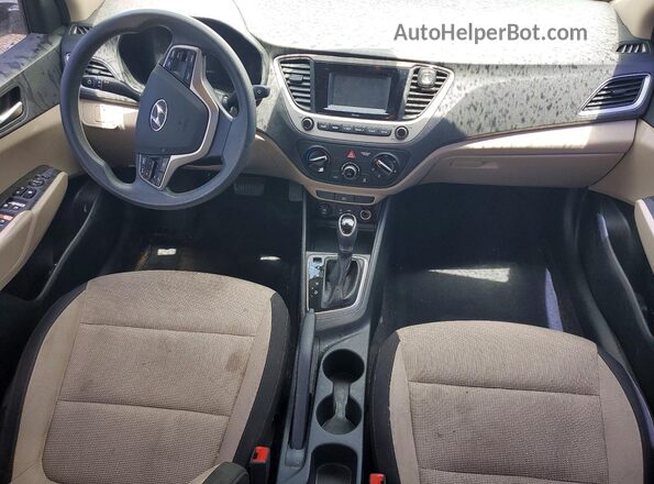 3KPC24A32KE051937 2019 HYUNDAI ACCENT Белый Вид панели приборов