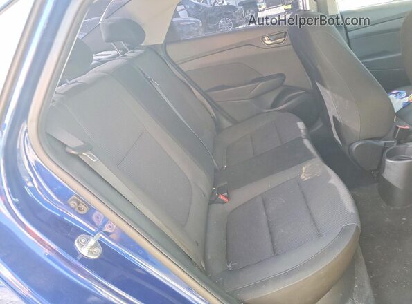3KPC24A33JE009999 2018 HYUNDAI ACCENT Blue უკანა სავარძლების ხედი