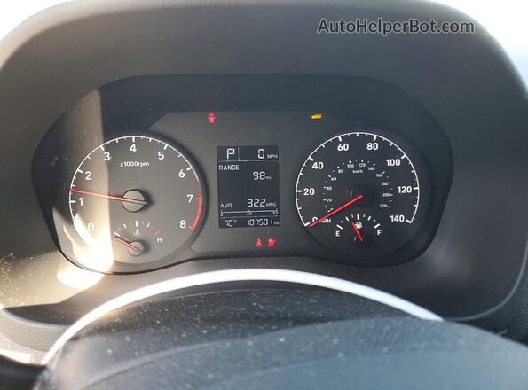 3KPC24A33JE009999 2018 HYUNDAI ACCENT Blue ხელსაწყოთა პანელის ხედი
