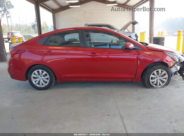 3KPC24A33KE047086 2019 HYUNDAI ACCENT Красный Вид задней части салона