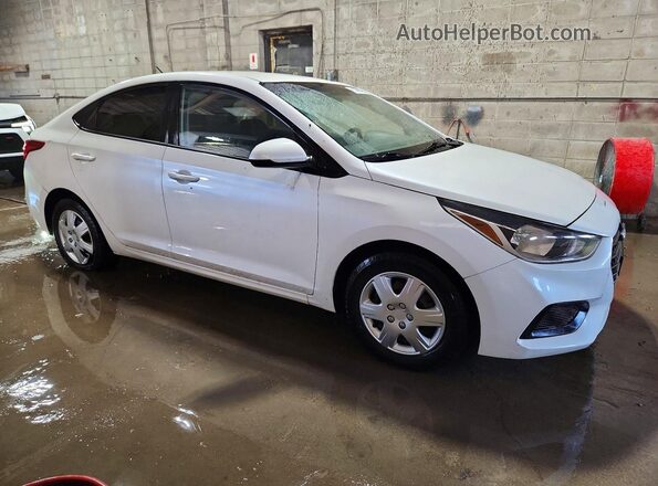 3KPC24A35KE070272 2019 HYUNDAI ACCENT Белый Передняя правая четверть