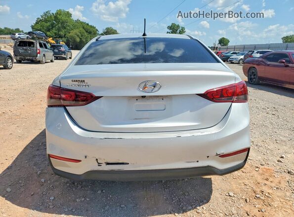 3KPC24A35KE077500 2019 HYUNDAI ACCENT Серебряный Вид сзади