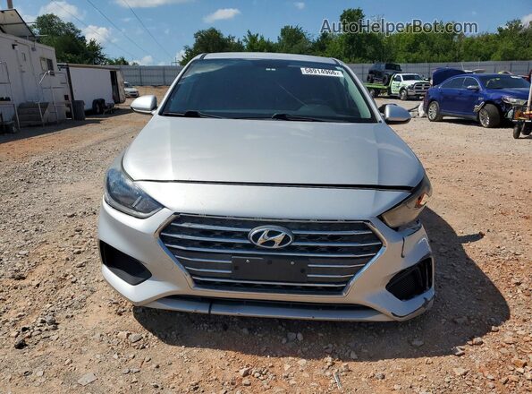 3KPC24A35KE077500 2019 HYUNDAI ACCENT Серебряный Вид спереди