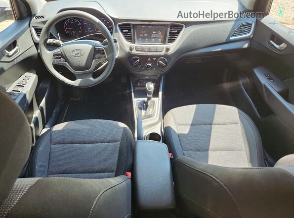 3KPC24A36KE074105 2019 HYUNDAI ACCENT Silver Widok deski rozdzielczej