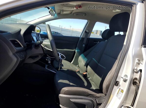 3KPC24A37KE085307 2019 HYUNDAI ACCENT Silver Widok wnętrza z przodu