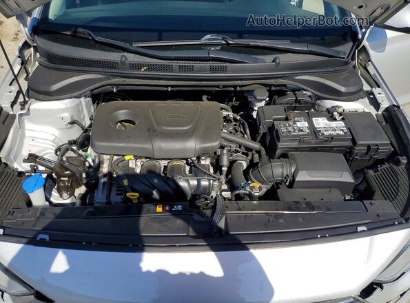 3KPC24A37KE085307 2019 HYUNDAI ACCENT Silver Widok wnętrza z tyłu