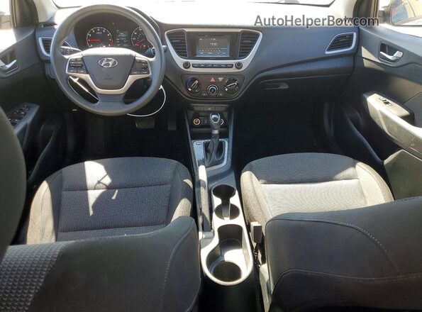 3KPC24A37KE085307 2019 HYUNDAI ACCENT Silver Widok deski rozdzielczej