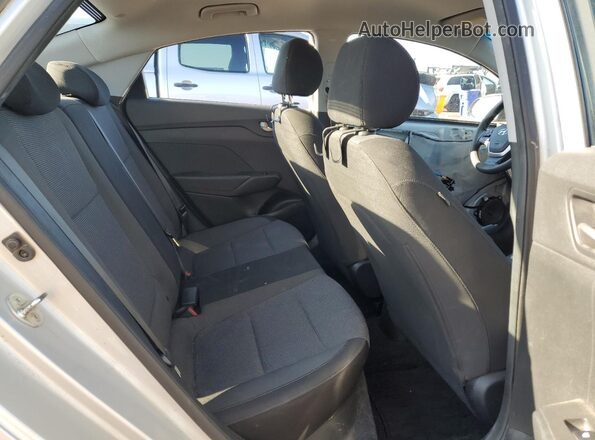 3KPC24A38JE025552 2018 HYUNDAI ACCENT Серебряный Вид задних сидений