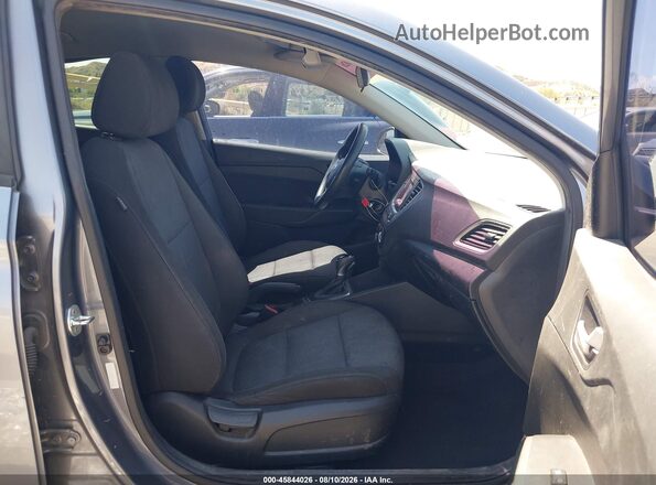 3KPC24A38KE044961 2019 HYUNDAI ACCENT Серый Вид салона спереди