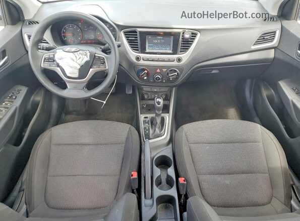 3KPC24A38KE061985 2019 HYUNDAI ACCENT White Widok deski rozdzielczej