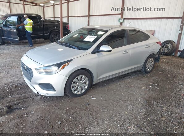 3KPC24A39JE024586 2018 HYUNDAI ACCENT Silver Przód lewy