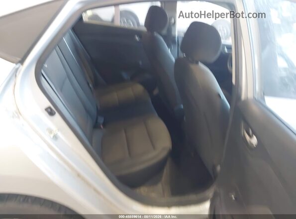 3KPC24A39JE024586 2018 HYUNDAI ACCENT Silver Widok naklejki z numerem VIN