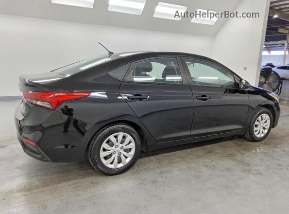 3KPC24A60LE123116 2020 HYUNDAI ACCENT Черный Задняя правая четверть