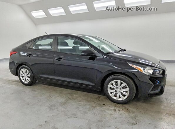 3KPC24A60LE123116 2020 HYUNDAI ACCENT Черный Передняя правая четверть