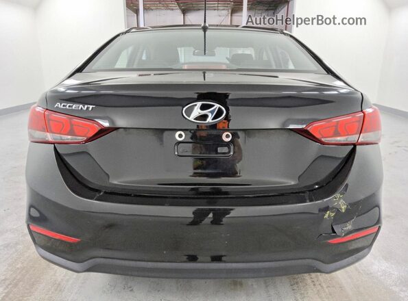 3KPC24A60LE123116 2020 HYUNDAI ACCENT Черный Вид сзади