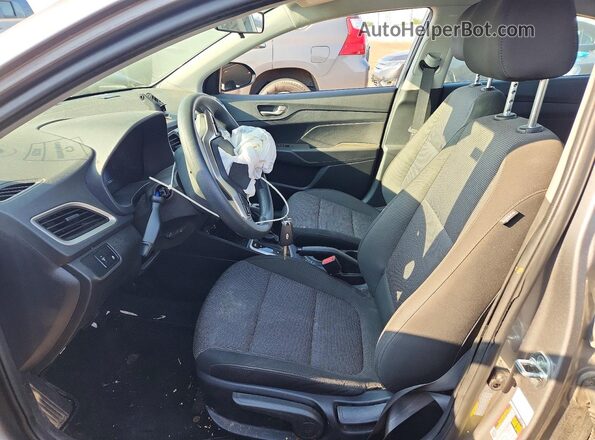 3KPC24A60NE155163 2022 HYUNDAI ACCENT Серый Вид салона спереди