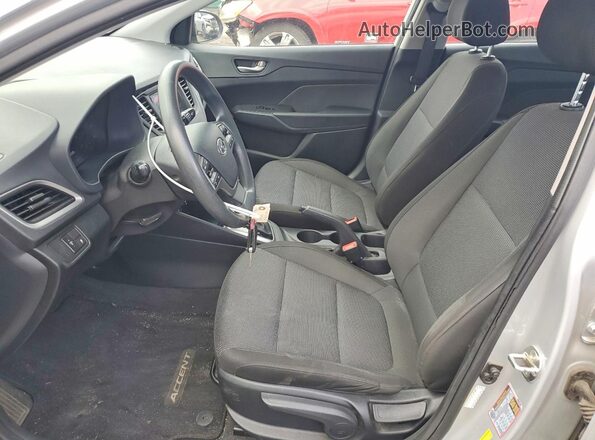 3KPC24A61LE114988 2020 HYUNDAI ACCENT Silver წინა სალონის ხედი
