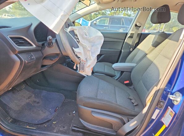3KPC24A62ME138122 2021 HYUNDAI ACCENT Blue Front interior view