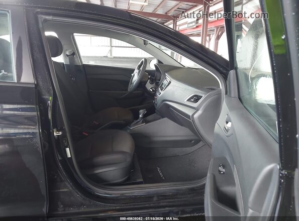 3KPC24A62ME138847 2021 HYUNDAI ACCENT Black Widok wnętrza z przodu