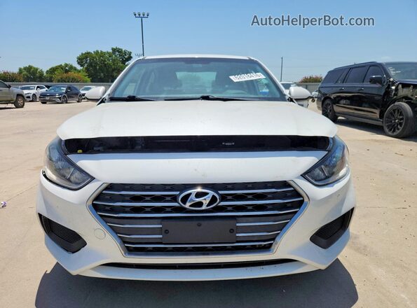 3KPC24A62ME152988 2021 HYUNDAI ACCENT White Widok z przodu