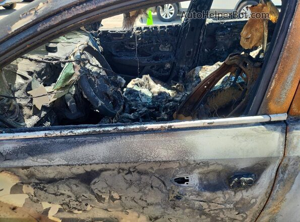 3KPC24A63LE101871 2020 HYUNDAI ACCENT Silver Widok wnętrza z przodu