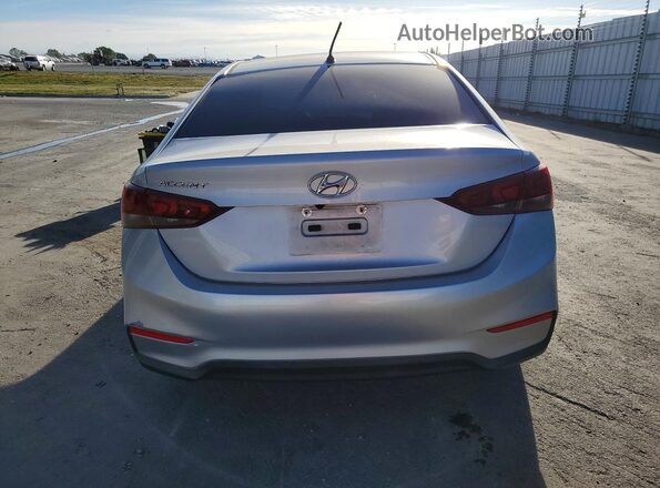 3KPC24A63LE106505 2020 HYUNDAI ACCENT Silver Հետևի տեսք
