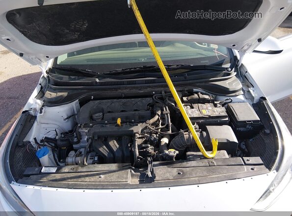 3KPC24A63NE172054 2022 HYUNDAI ACCENT White Widok z tyłu