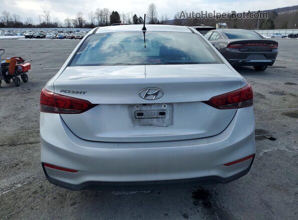 3KPC24A64LE104438 2020 HYUNDAI ACCENT Silver Вид ззаду